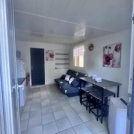 Les Pieds Dans L'eau T2 E