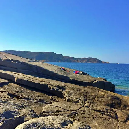 Les Pieds Dans L'eau T2 E Apartment Calvi (Corsica)